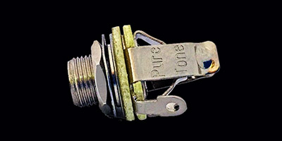 guitar mono output jack